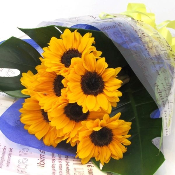 ピカピカに眩しいひまわりのブーケhimawari Flowerexpress Com